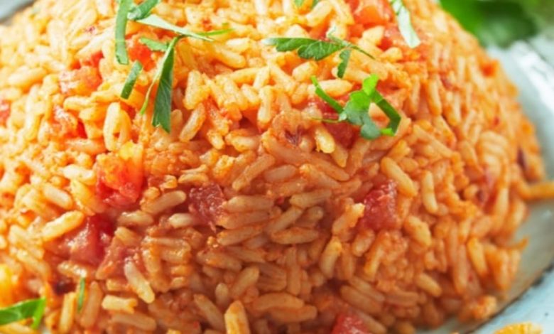 طريقة عمل الأرز الأحمر للسمك
