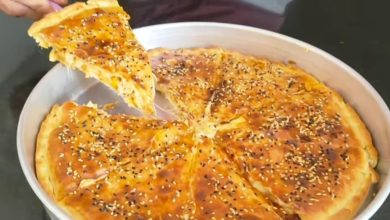 طريقة عمل فطيرة الدجاج والجبنة