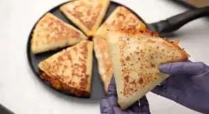 طريقة عمل الكريب المالح بدون بيض