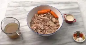 طريقة عمل لانشون الدجاج البيتي