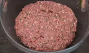 طريقة عمل صينية كفتة بالبصل