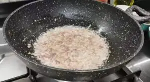طريقة عمل السبانخ باللحمة المفرومة