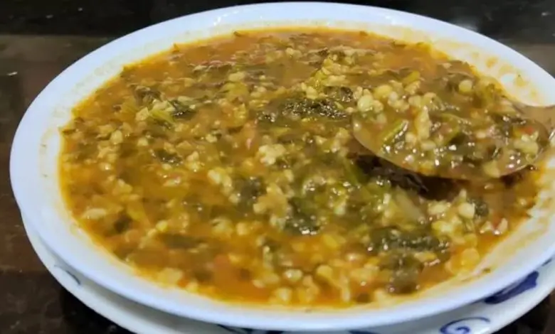 طريقة عمل السبانخ بالفريك