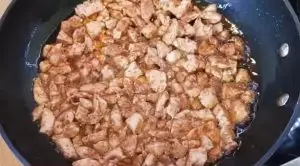 طريقة البيتزا بالدجاج في البيت