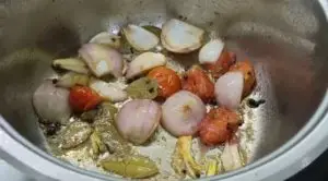 طريقة سلق الفراخ وعمل شوربة