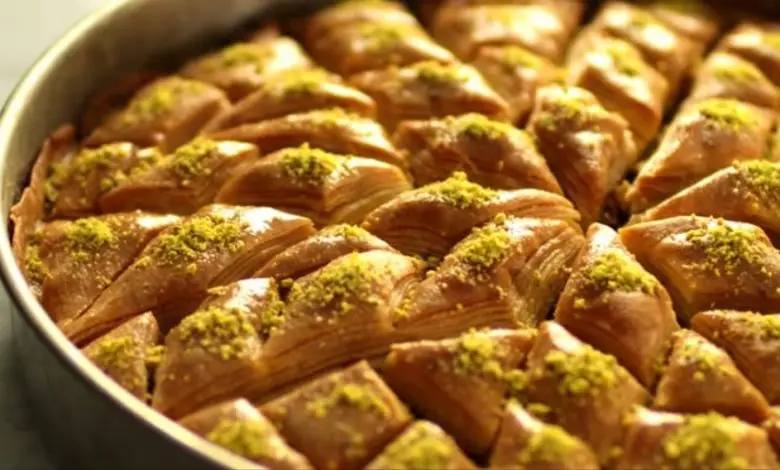 طريقة عمل بقلاوة تركية